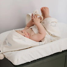 Load image into Gallery viewer, Pehr Hooded Towel