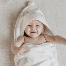 Load image into Gallery viewer, Pehr Hooded Towel