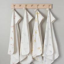 Load image into Gallery viewer, Pehr Hooded Towel