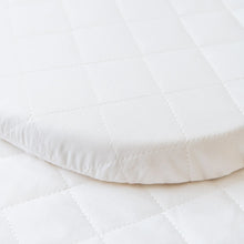 Load image into Gallery viewer, Kiin Organic Fitted Mattress Protector