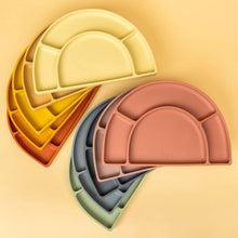 Load image into Gallery viewer, Kiin Silicone Divided Plate
