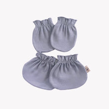 Load image into Gallery viewer, Cotton Cub Organic Mitten & Bootie Set